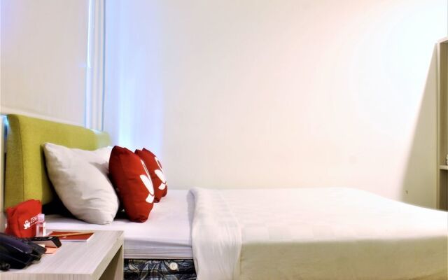 ZEN Rooms Basic Mangga Besar 5