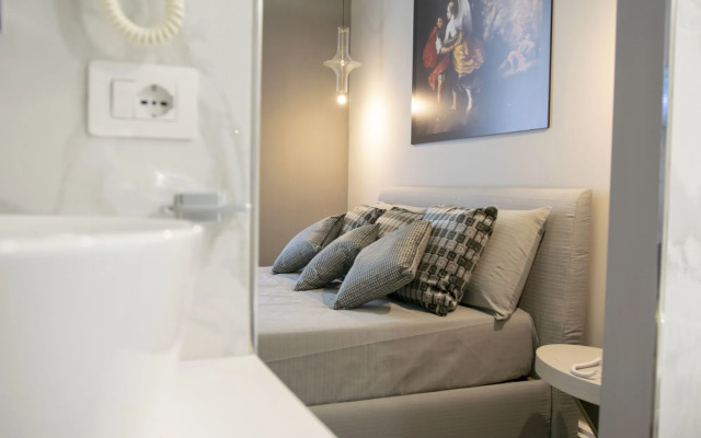 Leone Camere D'Autore