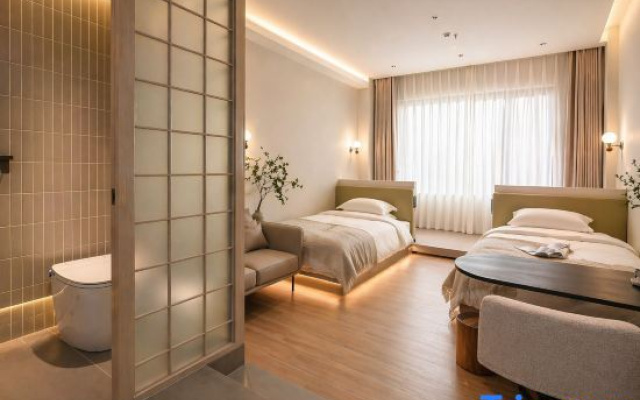 Meizhou Island Huanpeng Yu Long B & B