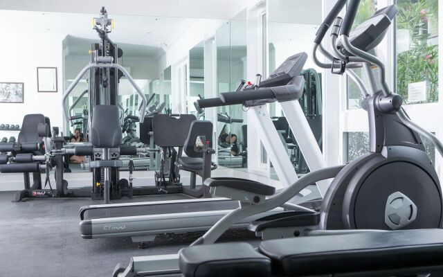 Coral Sands Inn & Cottages