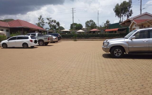 Pazuri Kitale Highway View