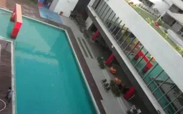 Ymca International Centre Hotel