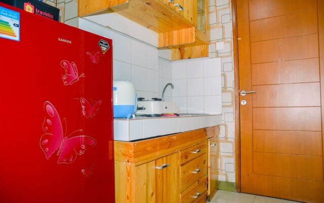 Comfy Studio at Gading Greenhill Apartment