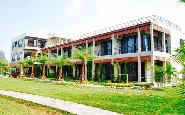 Windy SeaView Resort