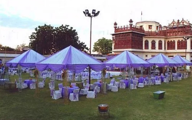 Khaas Bagh, Heritage Hotel