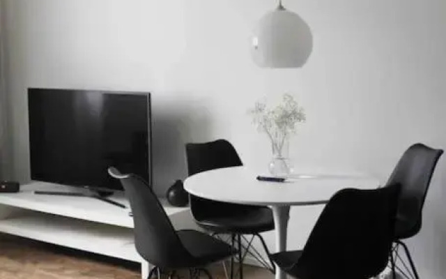 Lovely two room unit with free parking