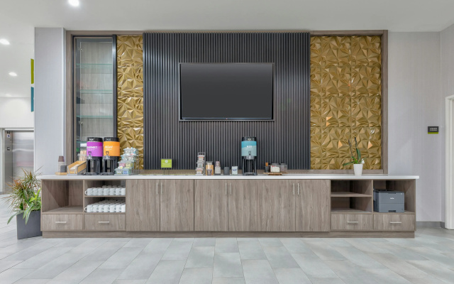 Home2 Suites by Hilton Paris