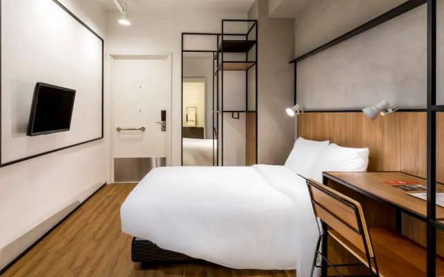 Ibis Aruja