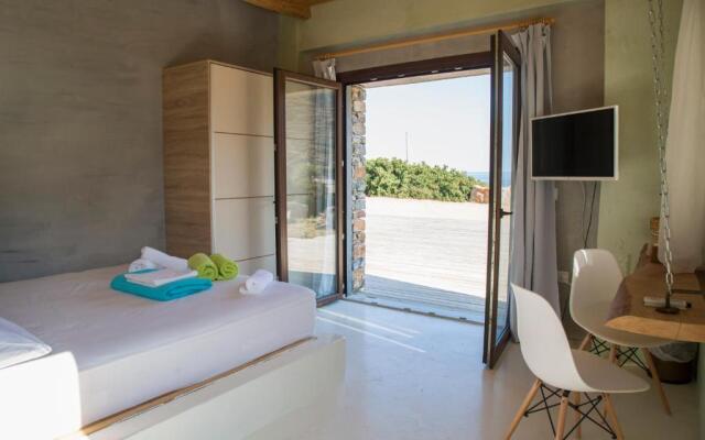 Spathi Beach Suites Kea