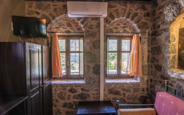 Psamathous Guest House