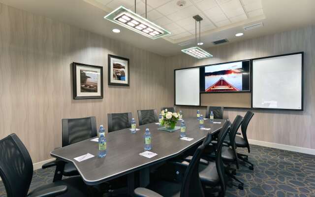 Oxford Suites Bellingham