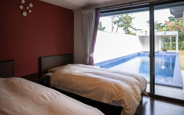 Mezzo All Suite Villas