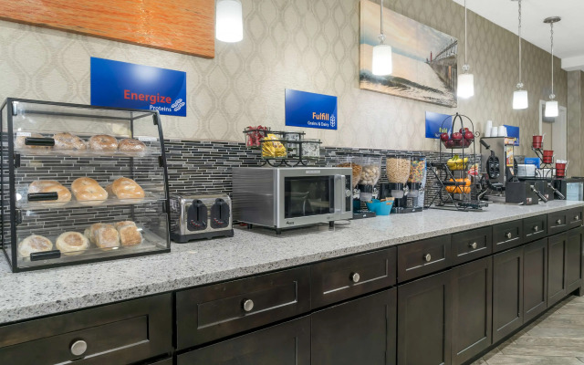 Best Western Beacon Inn