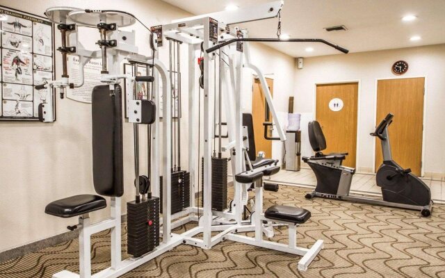 Comfort Inn & Suites Oakland