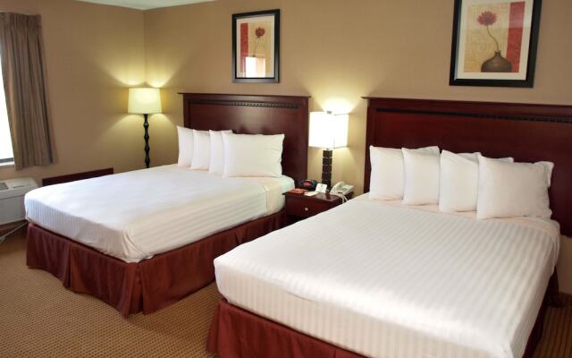 Hotel Lincoln Inn on Route 66 and near I-55