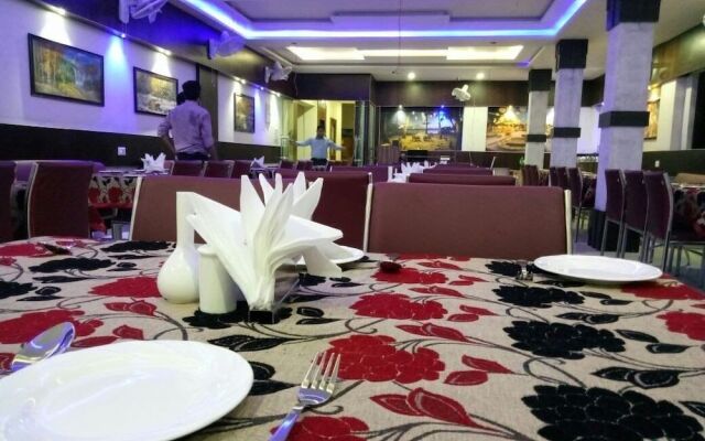 Hotel Embassy International