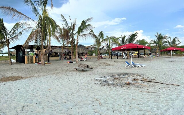 Playa Caracol