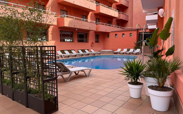 Tossa Beach-Center