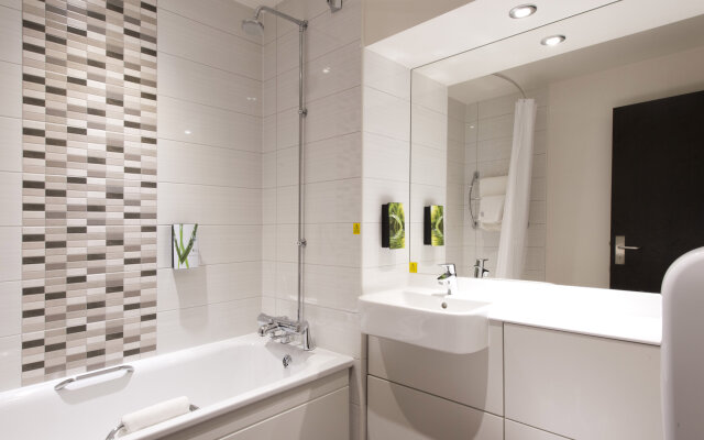 Premier Inn Liverpool City (Lime Street)