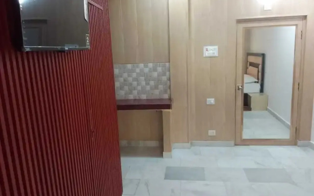 Banaras Home Stay By GRB
