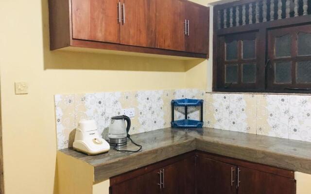 Pathum Family Home