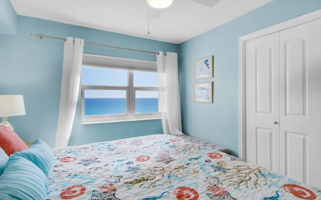 Regency Towers 702 West- Azure Pleasure