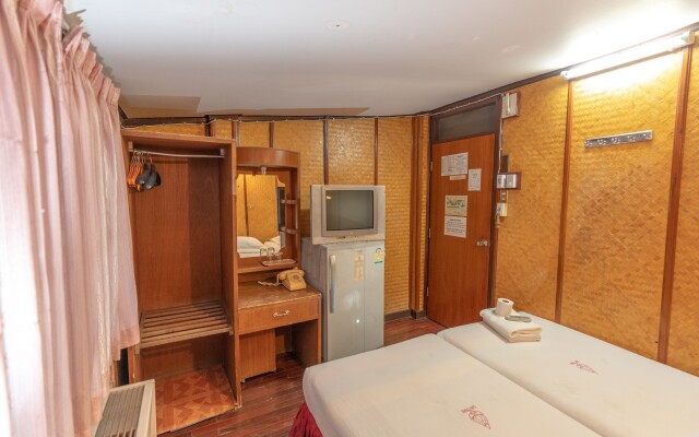 Lai-Thai Guest House