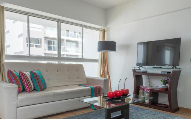 Exclusive Penthouse With Private Rooftop Jacuzzi BBQ Game Room