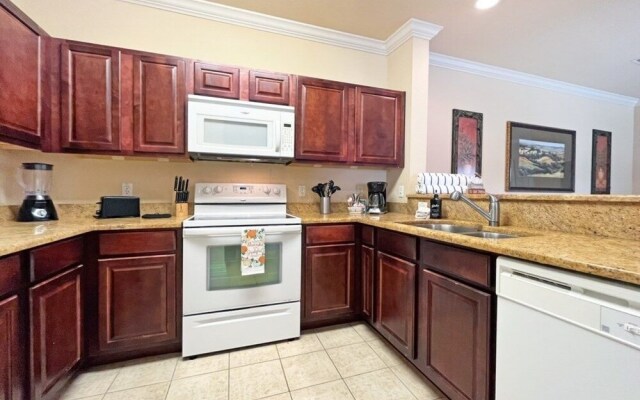 Tuscan Dream 2 Bedroom Condo by RedAwning