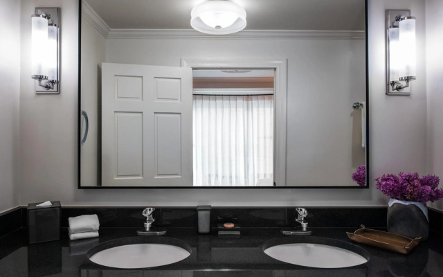 The Talbott, Autograph Collection