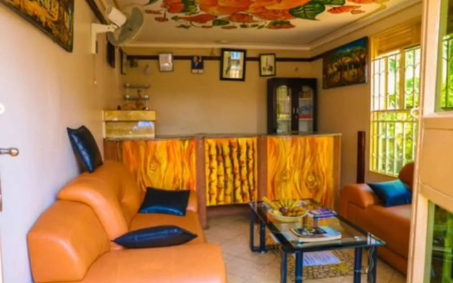 Merona Hotel
