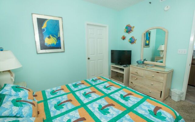 Oceania 307 3 Bedroom Condo by RedAwning