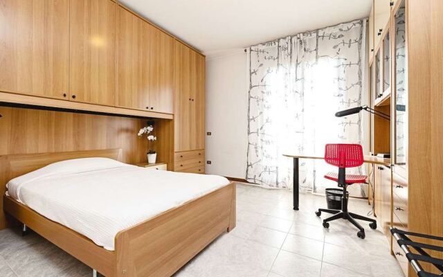 Colourful Flat Borgo Roma