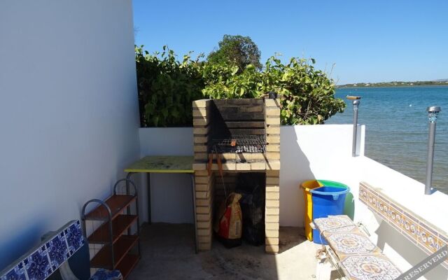 Faro Beach Life Hostel