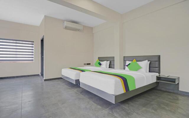 Treebo Grand Vistara Airport Suites