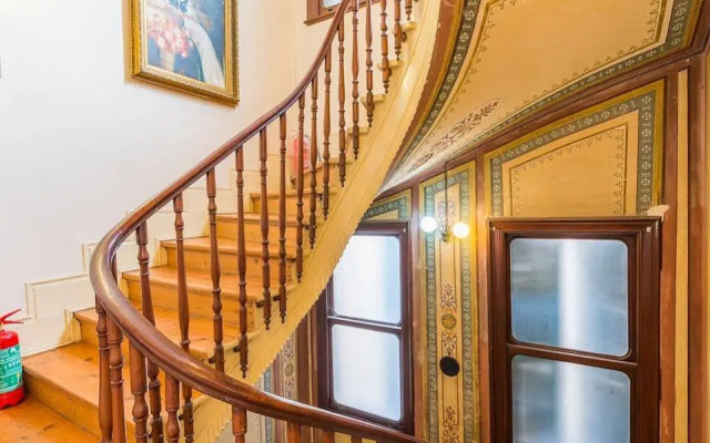 Büyükada Anastasia Meziki History Mansion