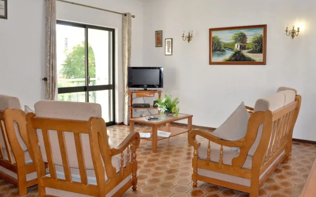 Spacious Holiday Home in Vilamoura With Private Pool
