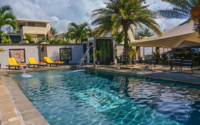 BurNas Beach & Apartments
