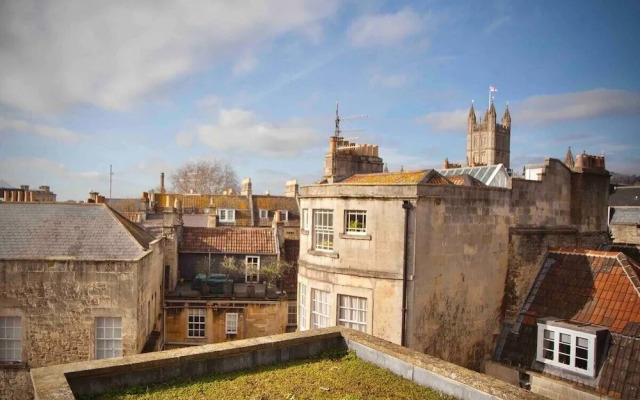The Georgian Loft Apartment Central Bath