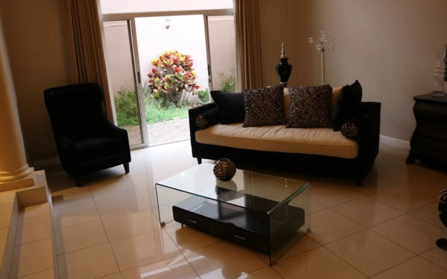 Deluxe Property in Cariari