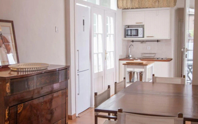 Champion Duplex Terrace and Garage Old Town 6 pax