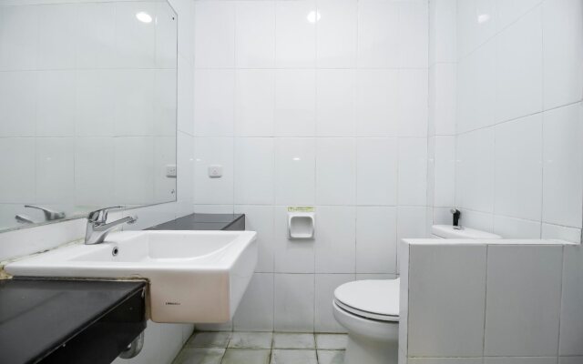 Emia Hotel