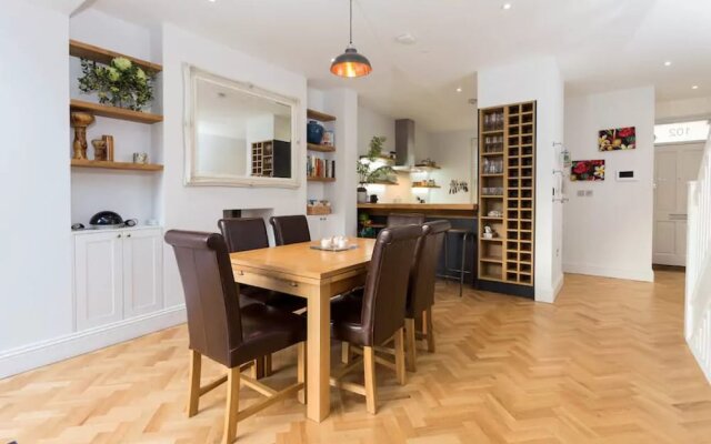 Luxury 3 Bed Town House in Angel
