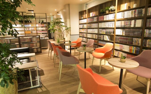 Comics & CapsuleHotel COMICAP kyoto