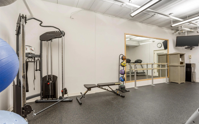 Best Western PLUS Morristown Inn-Florham Park