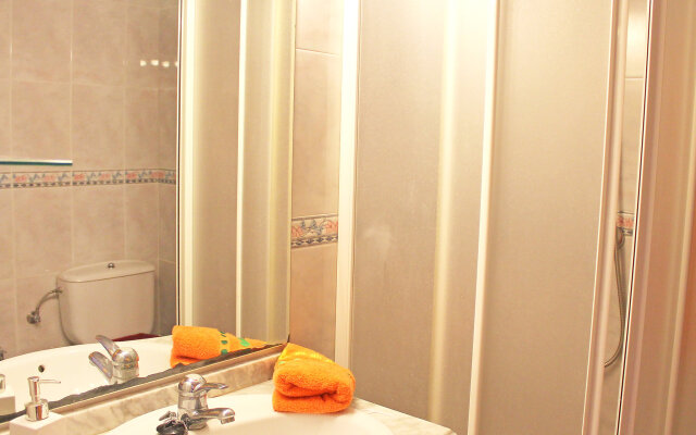 Apartment Don Lorenzo by Interhome