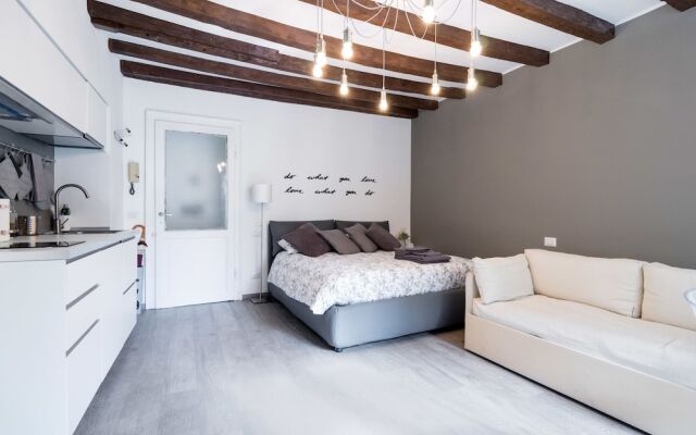 Milano Apartments - Navigli Porta Genova