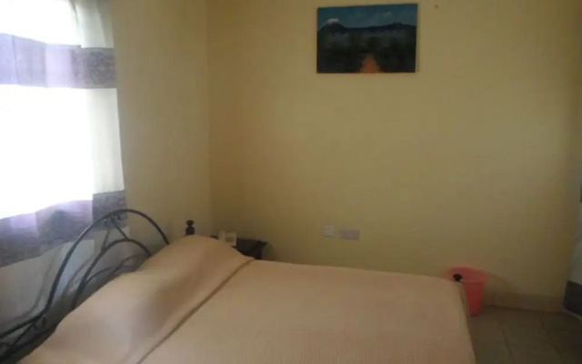 Tarn Hut Resort