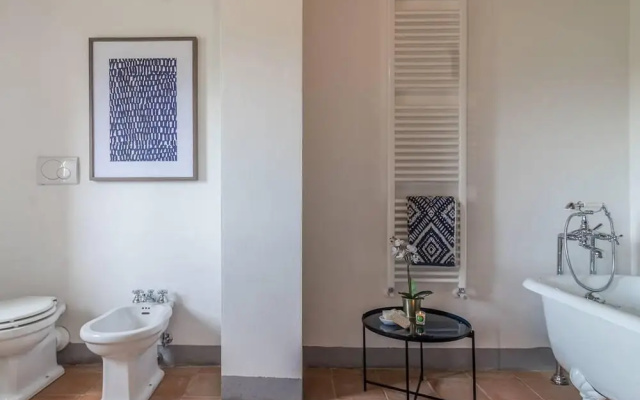 Charming 10 pax Villa in Cortona With Private Pool