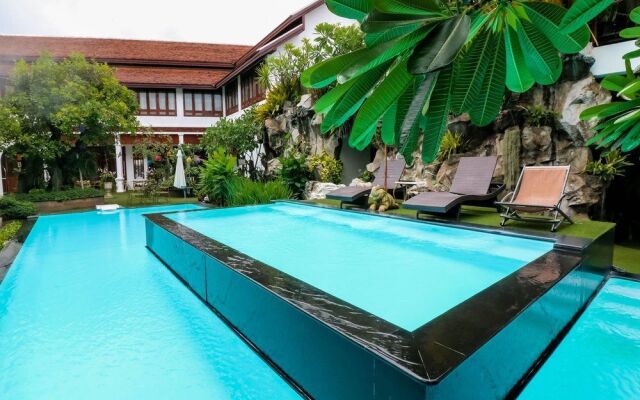 NIDA Rooms Rachaphakinai 54 Sunday